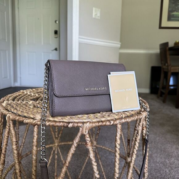 Michael Kors DANIELA Cinder 'Brown' SAFFIANO LEATHER CROSSBODY BAG 6 Card slots - Picture 2 of 11